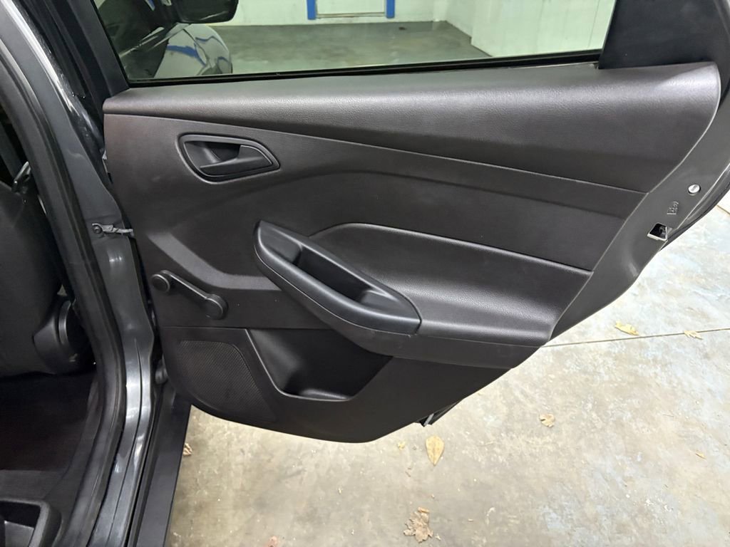 Used 2017 Ford Focus S FWD image 14