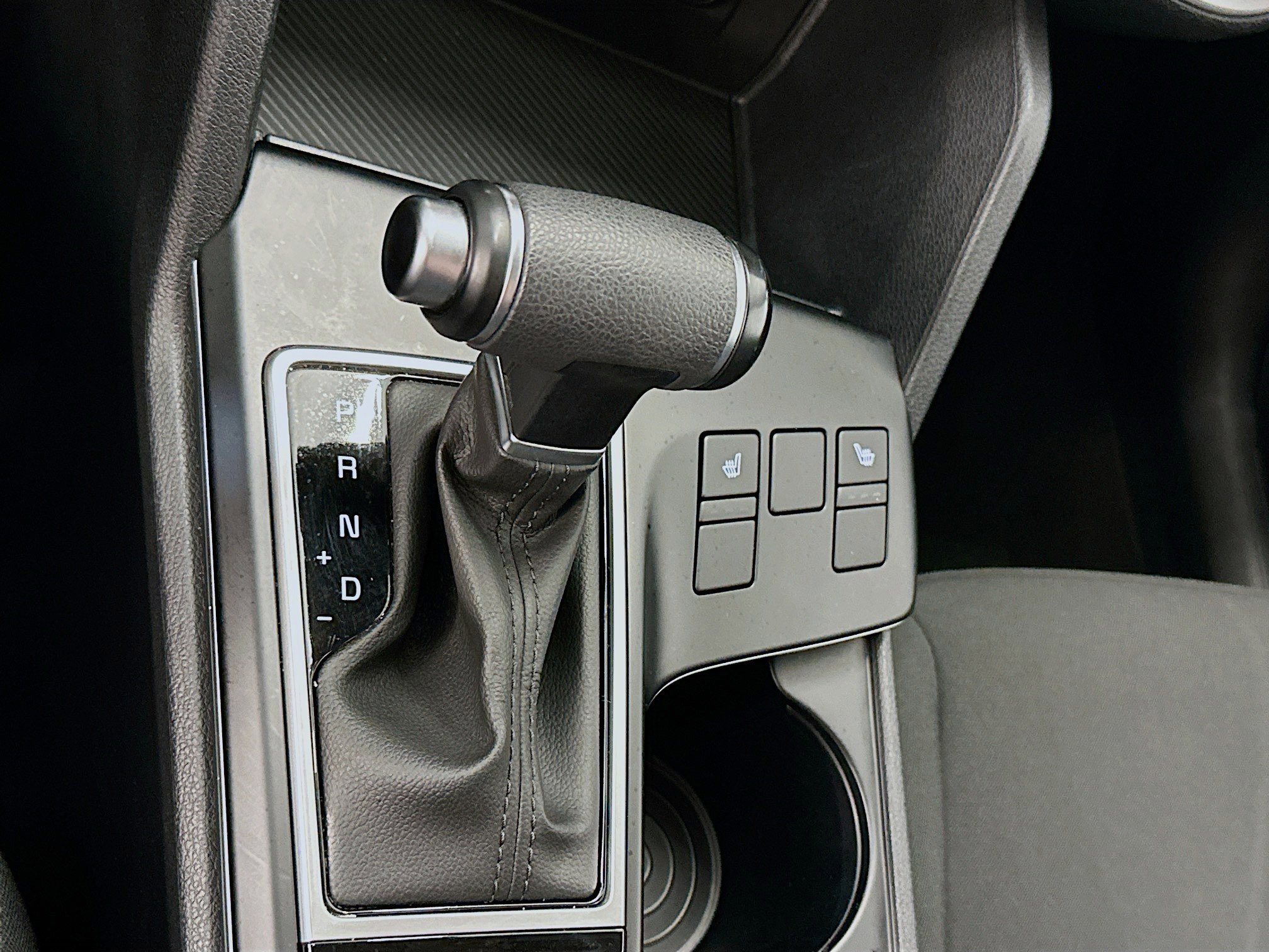 Used 2025 Kia Sportage LX image 24