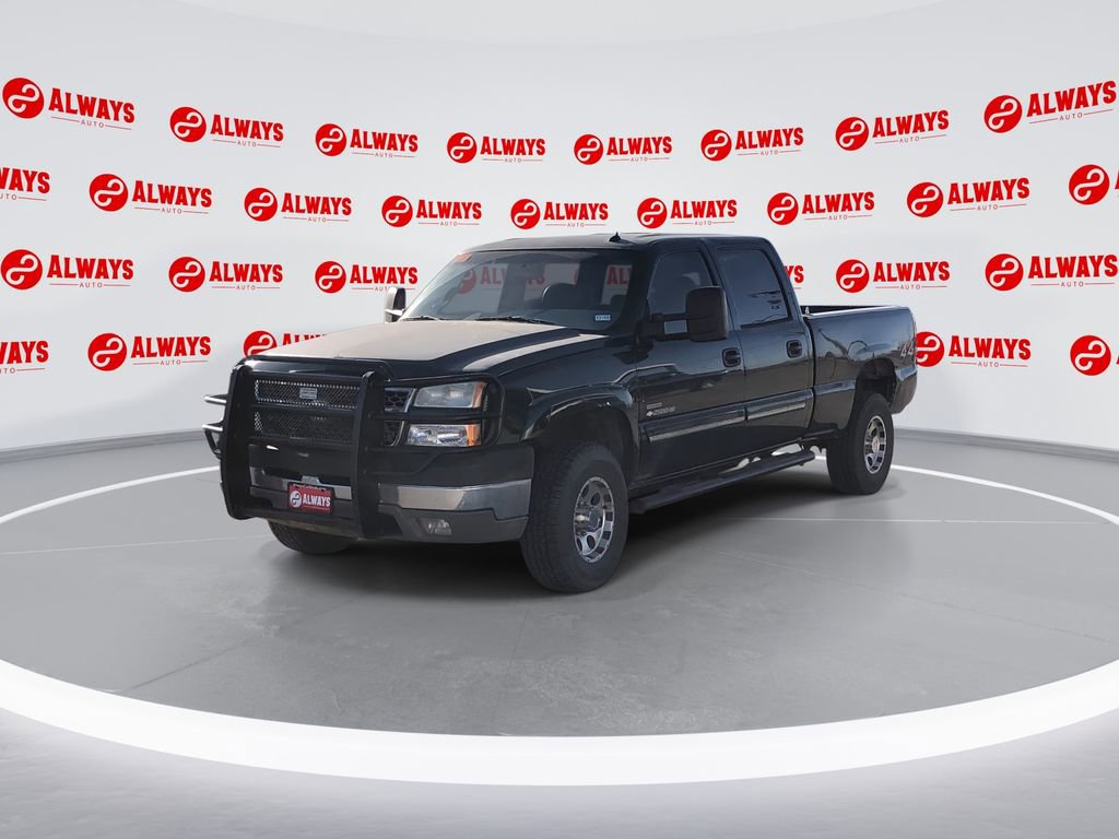 Used 2005 Chevrolet Silverado 2500 LT w/ Heavy-Duty Power Package image 3