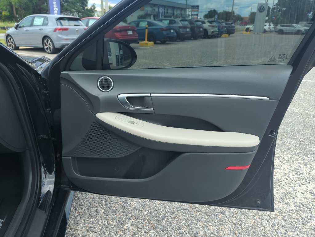 Used 2023 Hyundai Sonata SEL w/ Convenience Package FWD image 34