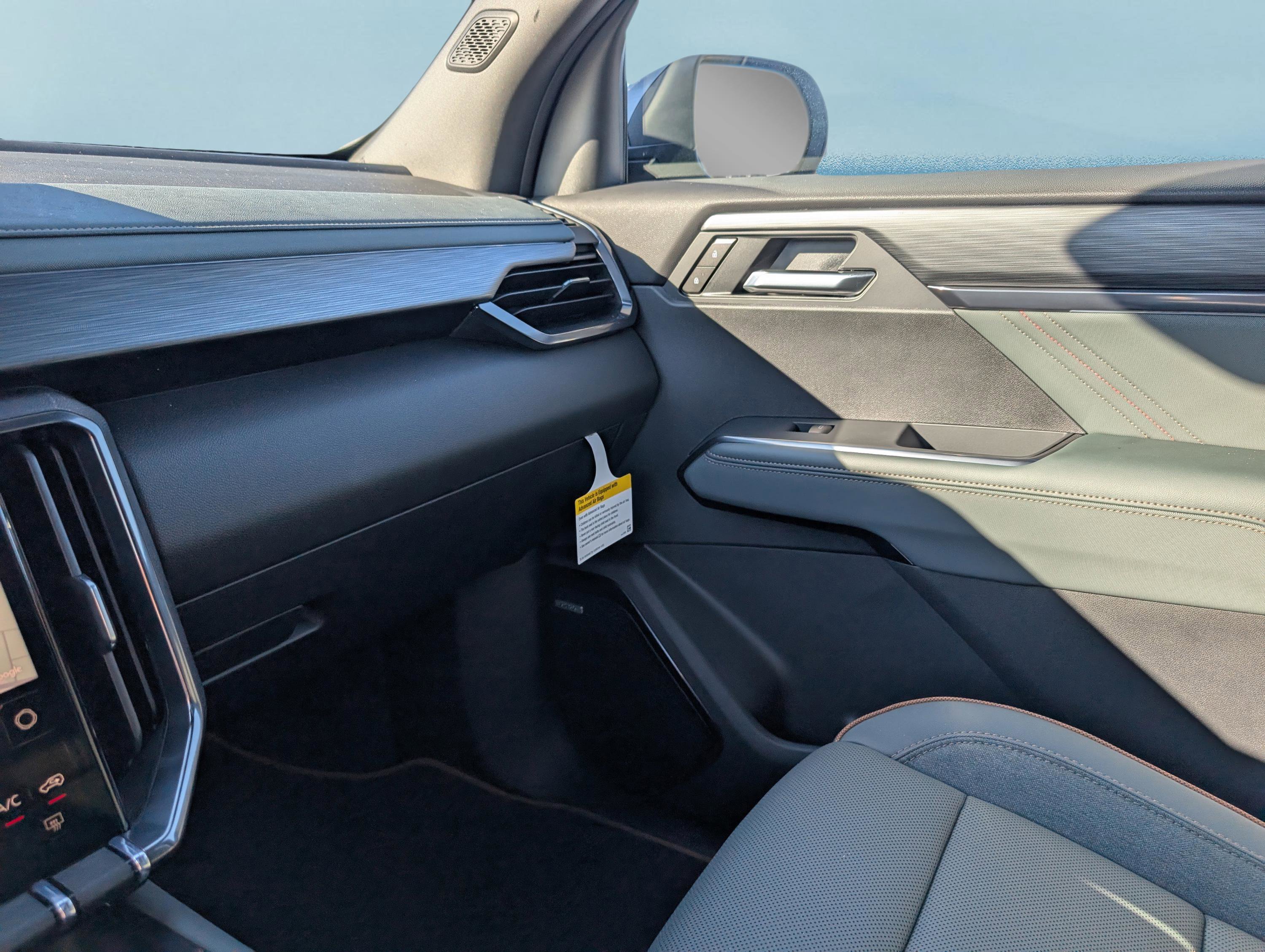 New 2026 GMC Acadia AT4 w/ Super Cruise Package image 31