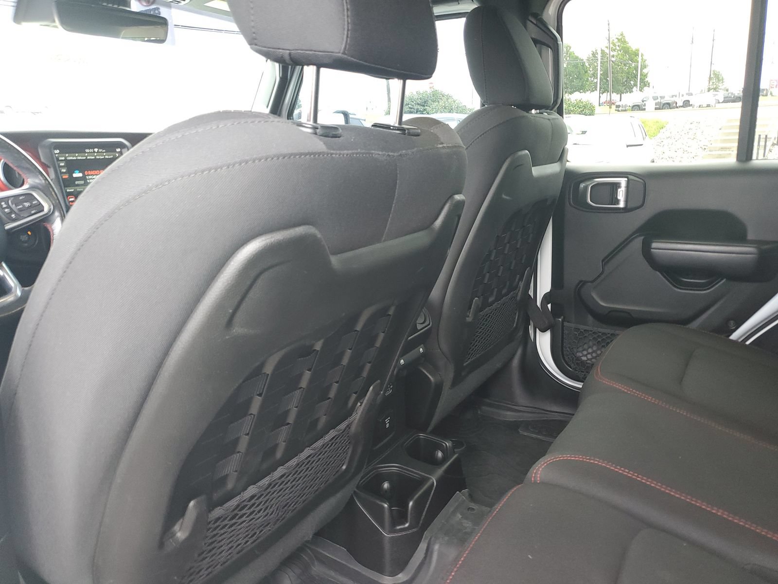 Used 2019 Jeep Wrangler Unlimited Rubicon AWD/4WD image 12
