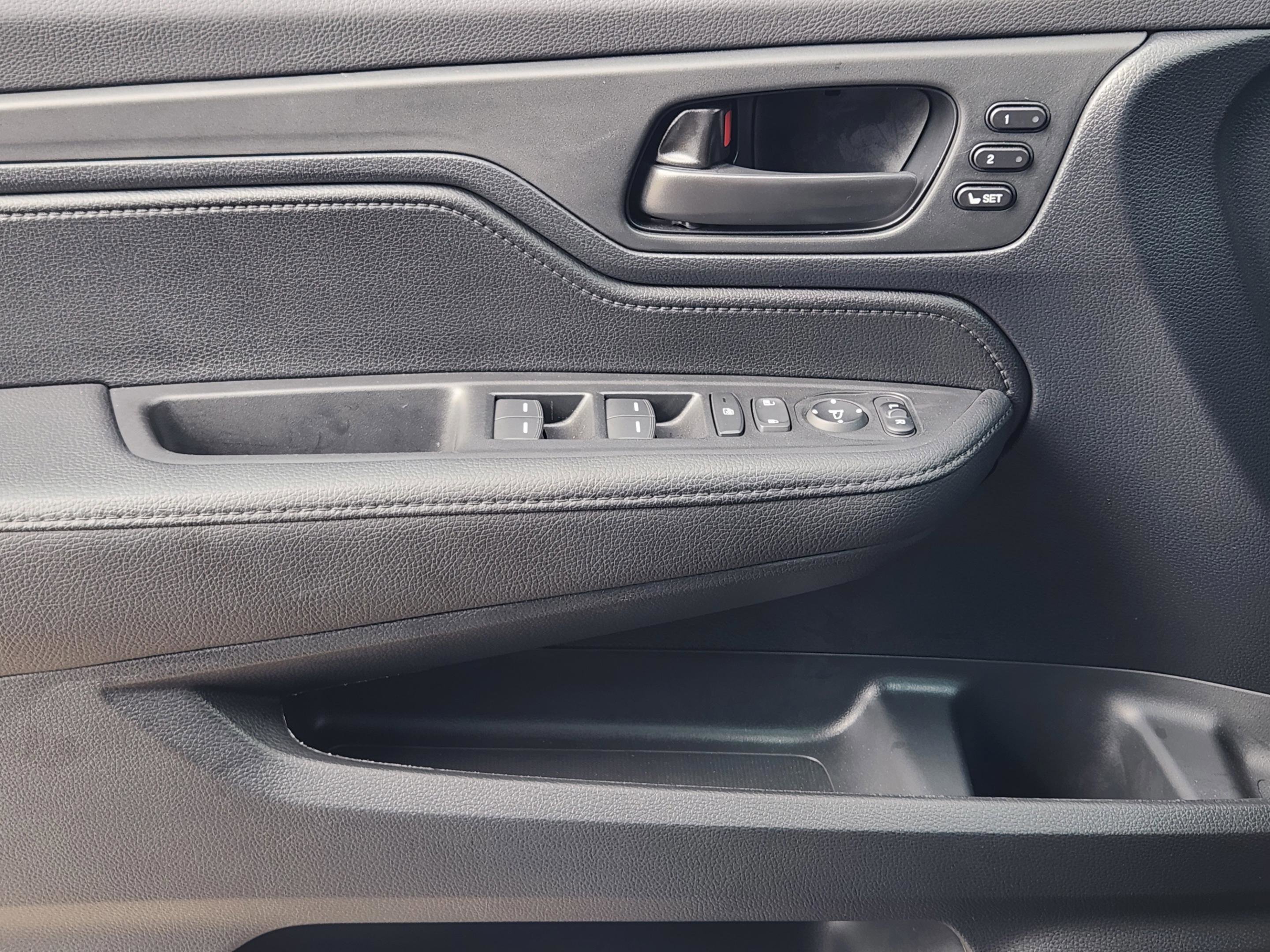 Certified 2024 Honda Odyssey EX-L image 22