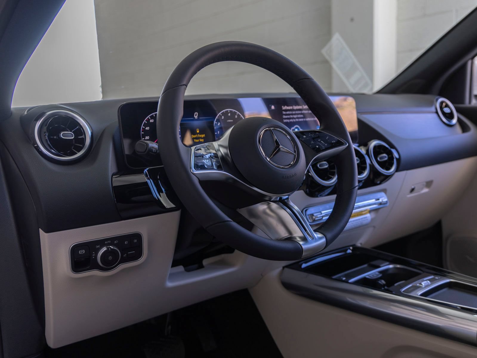 New 2026 Mercedes-Benz GLA 250 image 14