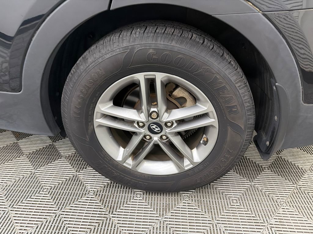 Used 2018 Hyundai Santa Fe Sport w/ 2.4L Value Package 02 FWD image 20