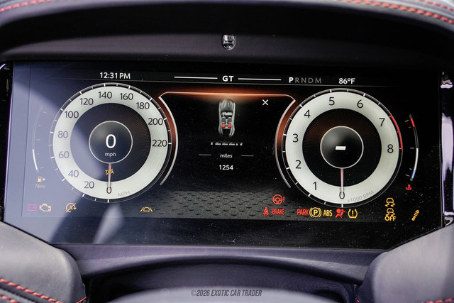 Used 2024 Aston Martin DB12 Coupe RWD image 21