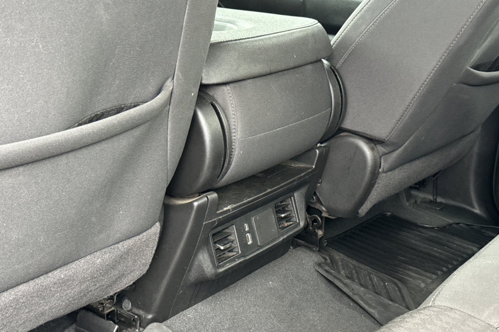 Used 2024 Chevrolet Silverado 1500 Custom w/ Turbomax Blackout Package RWD image 42