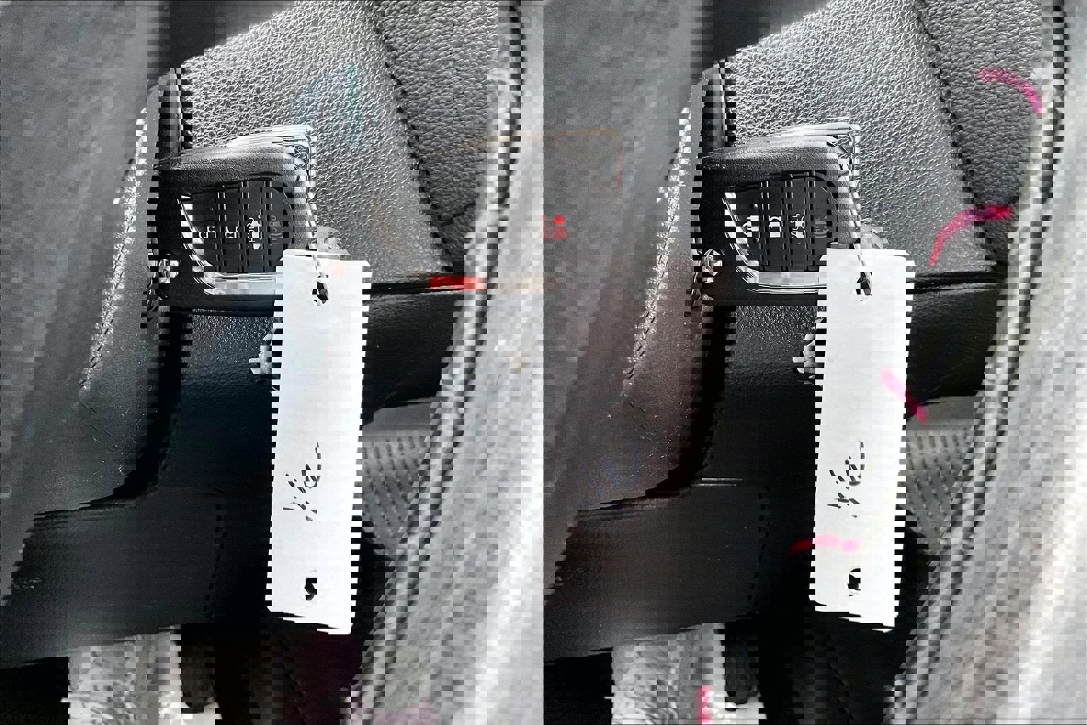 Used 2023 Toyota Corolla LE image 12