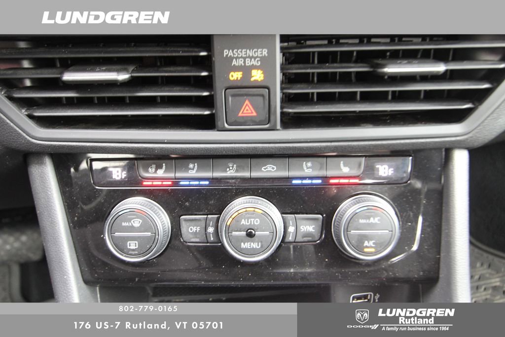 Used 2020 Volkswagen Jetta SEL Premium image 27