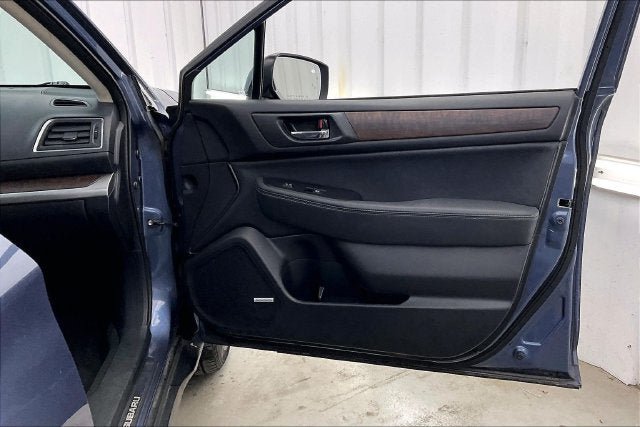 Used 2017 Subaru Outback 2.5i Limited AWD/4WD image 22