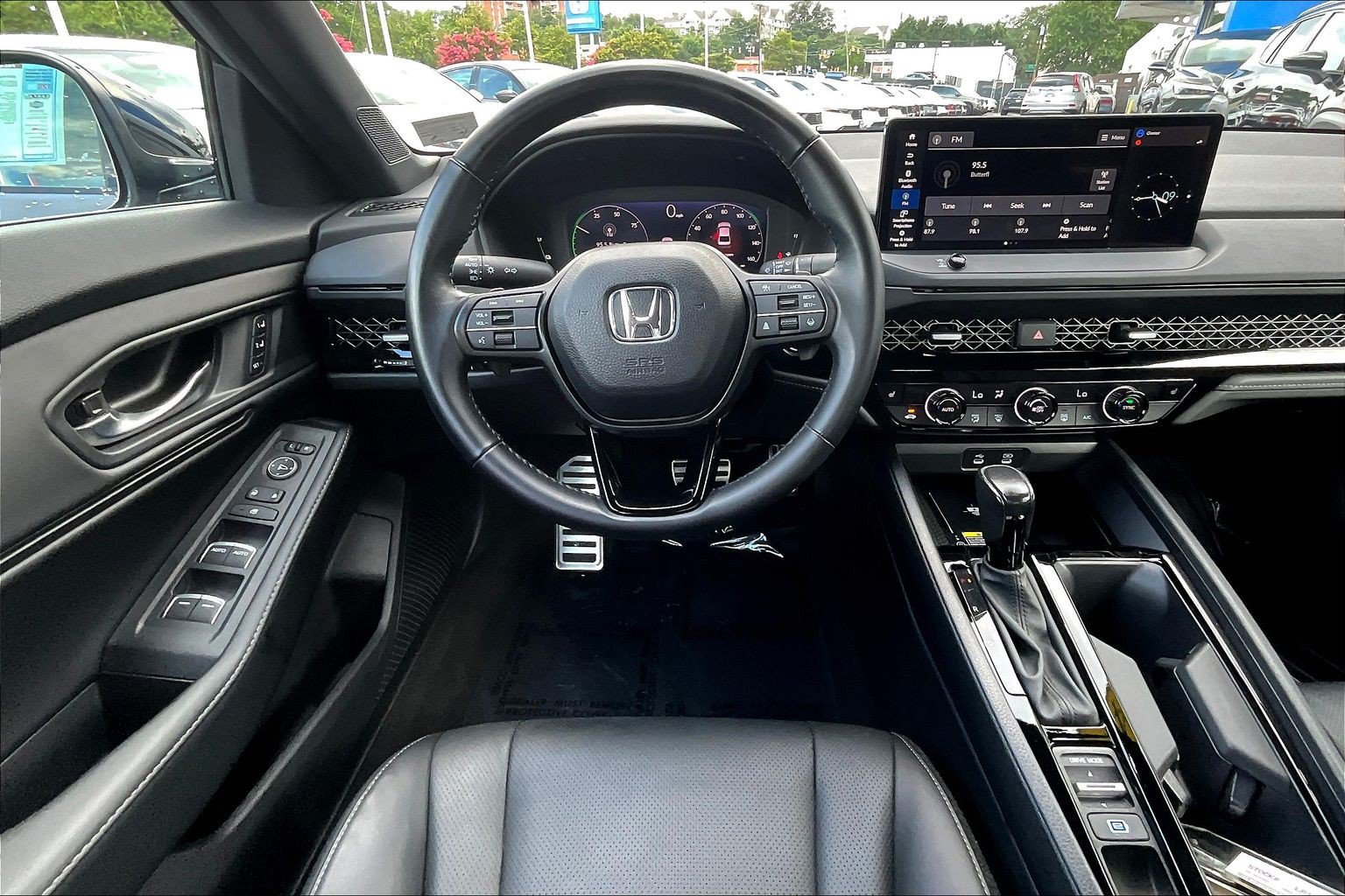 Used 2024 Honda Accord Sport image 5