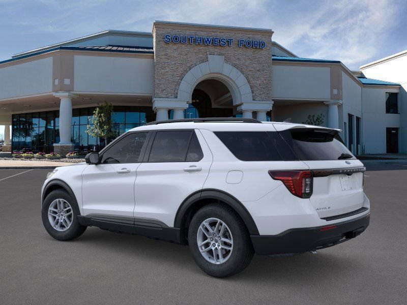 New 2026 Ford Explorer Active RWD image 4