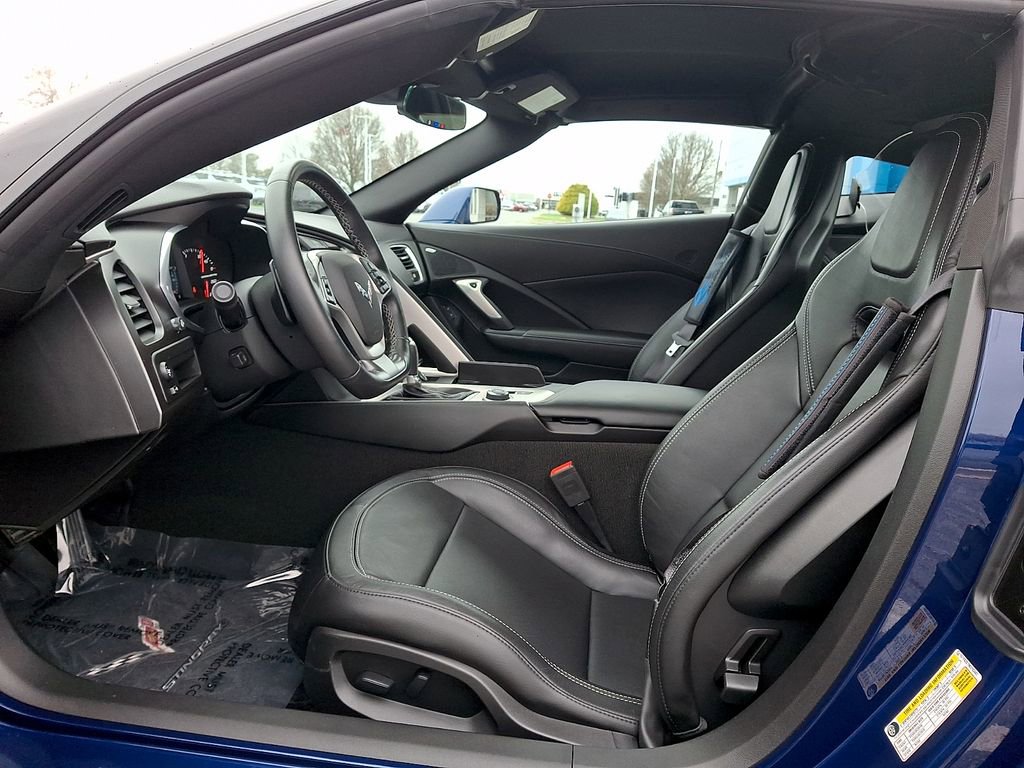 Used 2019 Chevrolet Corvette Stingray Coupe w/ 1LT image 11