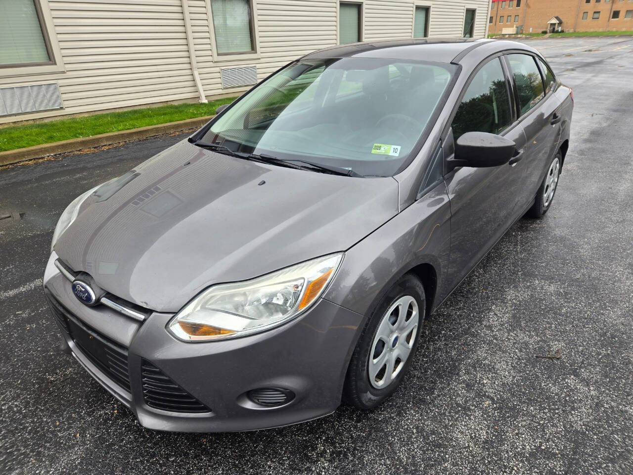 Used 2012 Ford Focus S FWD image 3