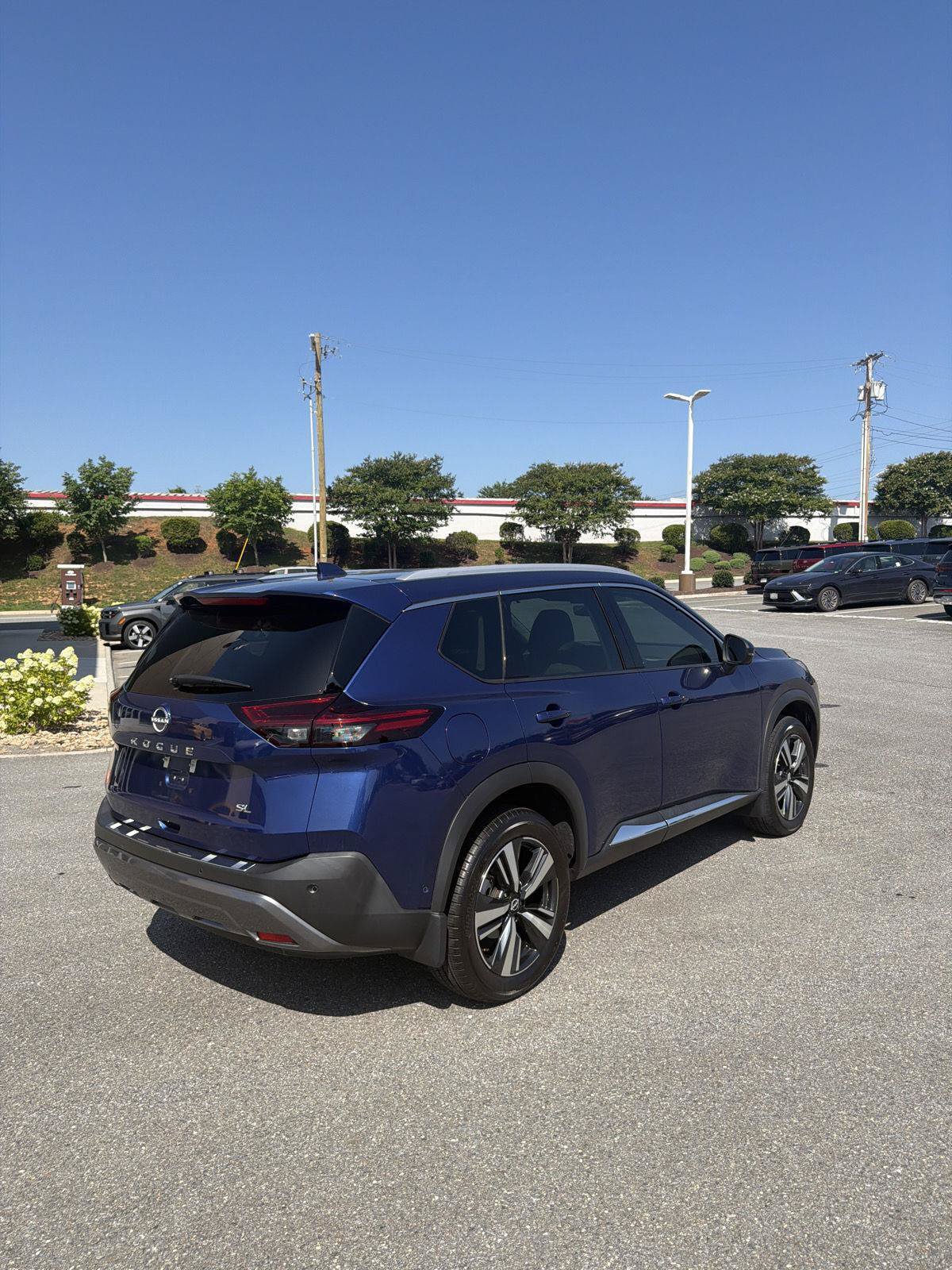 Used 2022 Nissan Rogue SL w/ SL Premium Package FWD image 16
