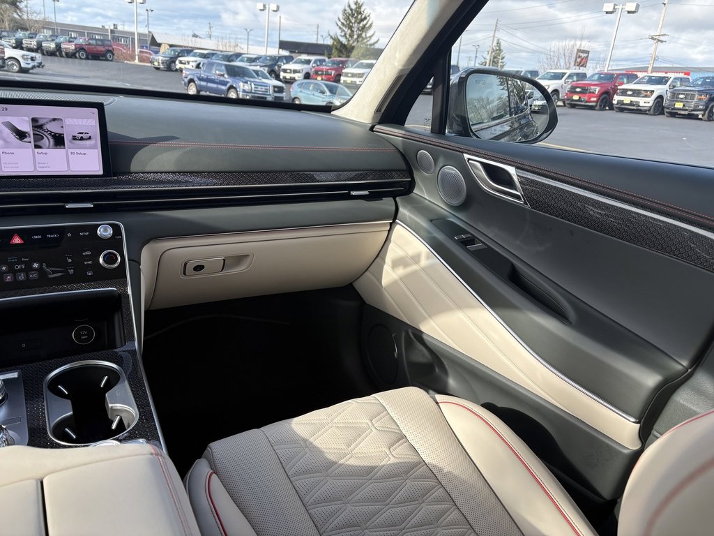 Used 2025 Genesis GV80 3.5T e-SC image 24