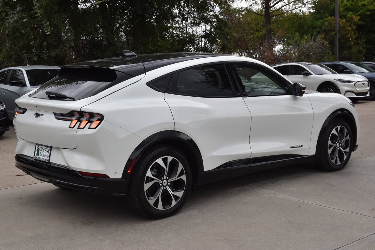 Certified 2023 Ford Mustang Mach-E Premium AWD/4WD image 7