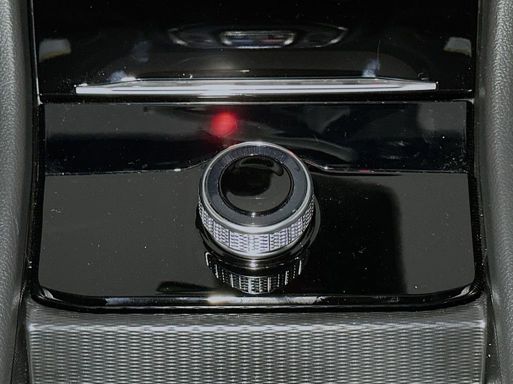 New 2025 Jeep Grand Cherokee L Altitude image 12