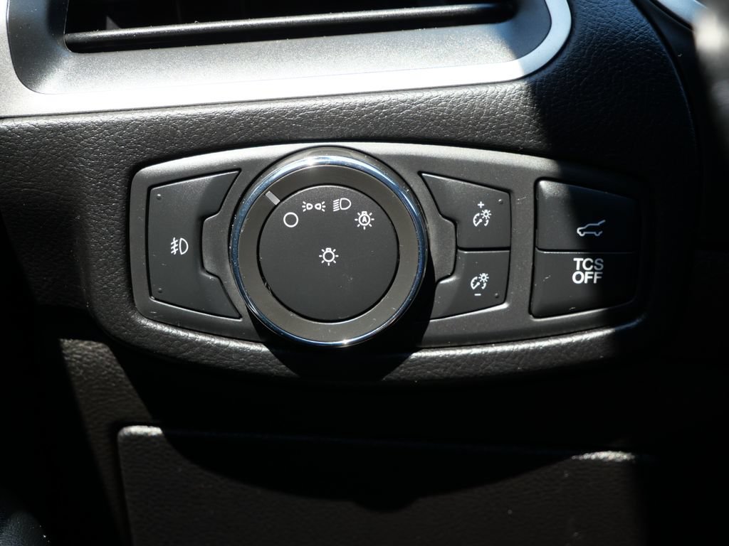 Used 2021 Ford Edge ST-Line FWD image 26