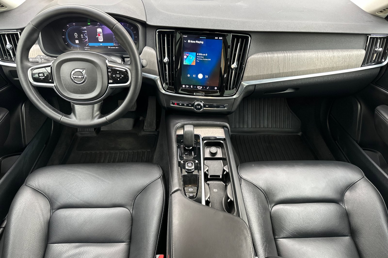 Certified 2023 Volvo S90 B6 Plus w/ Protection Package Premier image 16