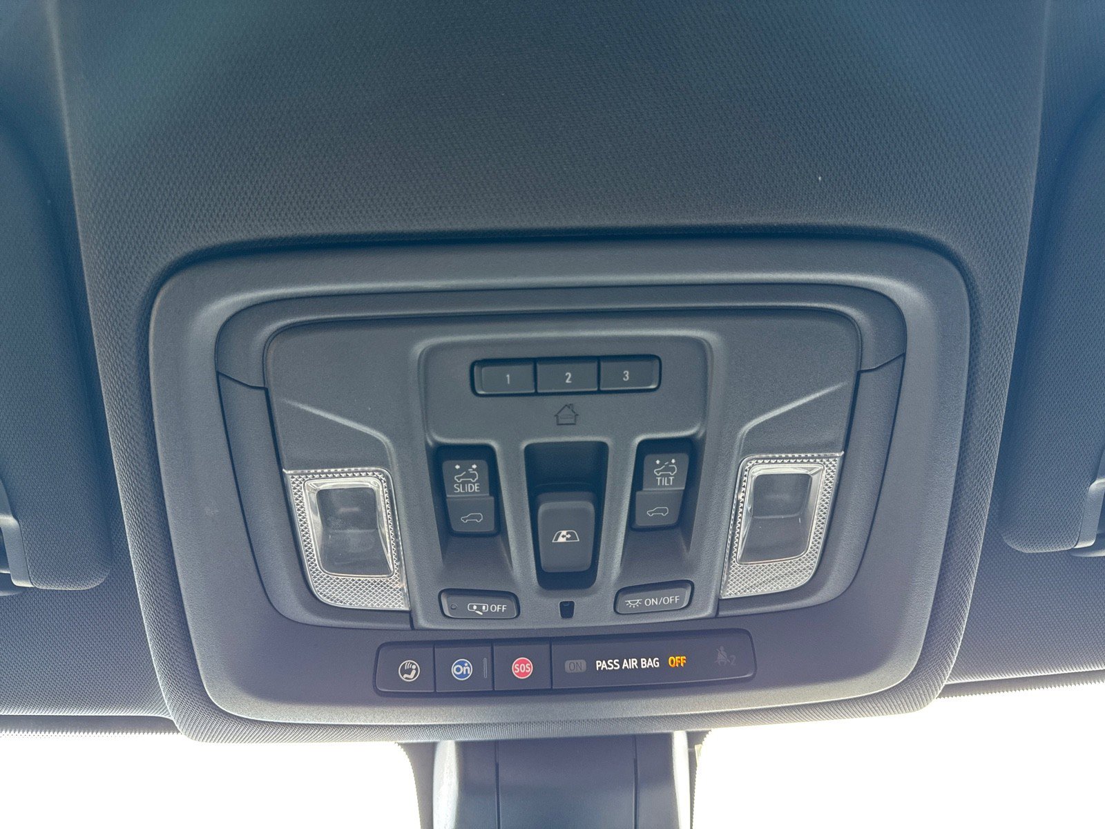 Used 2020 Chevrolet Silverado 2500 High Country w/ Z71 Off-Road Package image 22