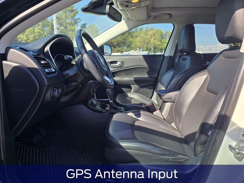 Used 2018 Jeep Compass Latitude w/ Popular Equipment Group AWD/4WD image 13