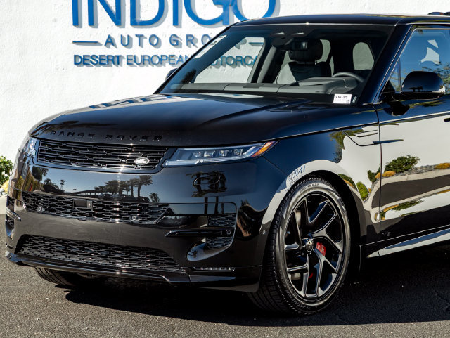 New 2026 Land Rover Range Rover Sport Dynamic SE AWD/4WD image 2