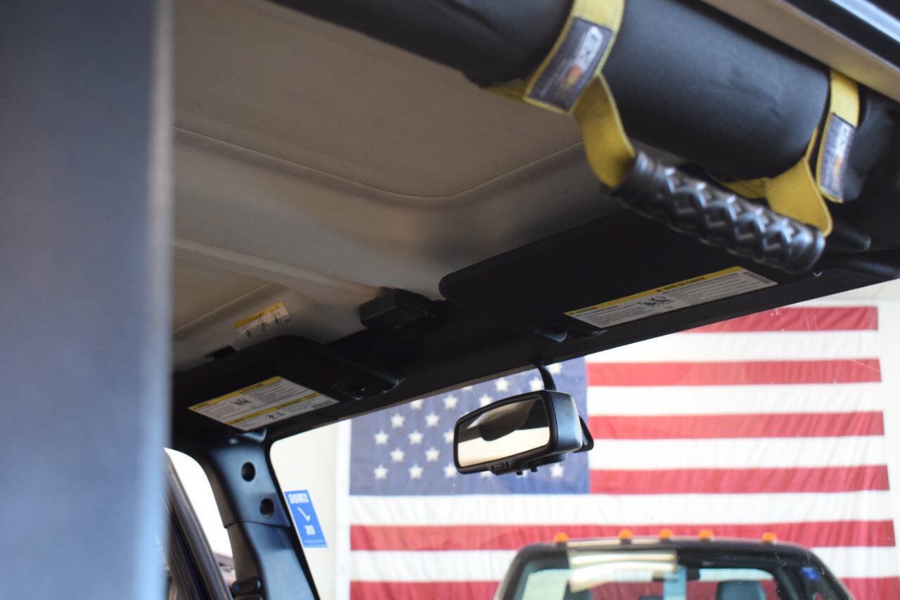Used 2013 Jeep Wrangler Rubicon w/ PWR Convenience Group AWD/4WD image 43