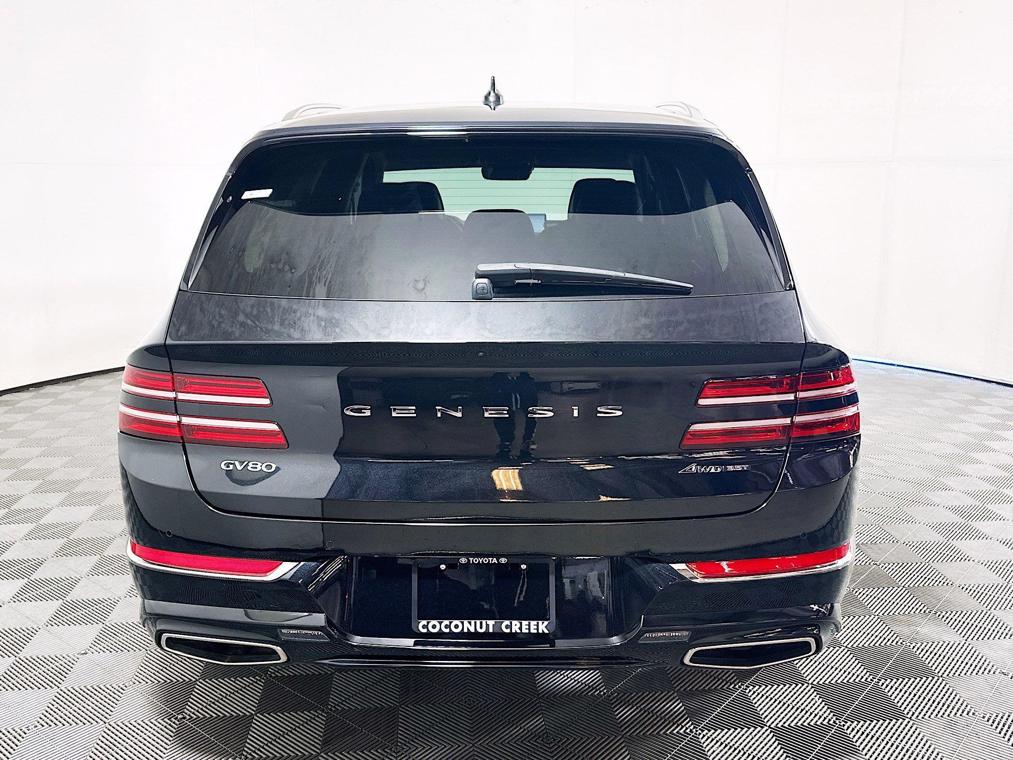 Used 2021 Genesis GV80 3.5T w/ Advanced Package 06 AWD/4WD image 4