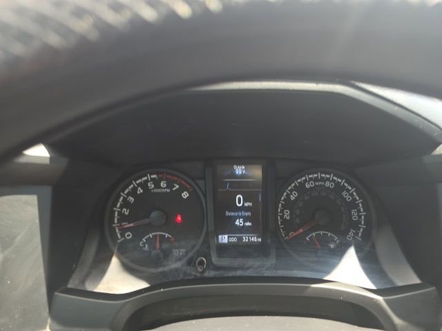 Used 2022 Toyota Tacoma SR RWD image 9