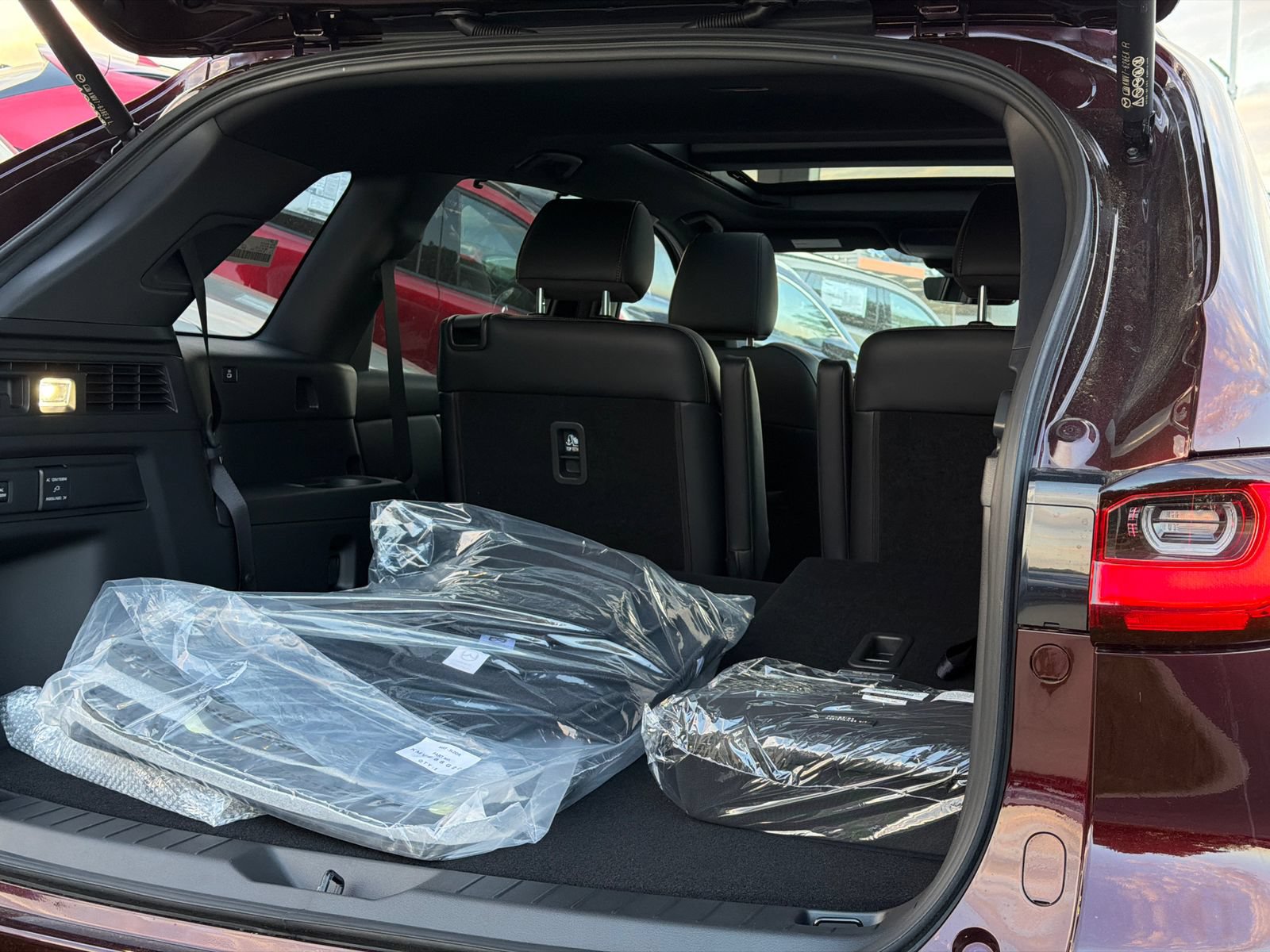 New 2026 MAZDA CX-90 Plug-In Hybrid w/ Premium Plus AWD/4WD image 9