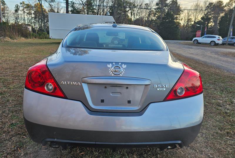 Used 2008 Nissan Altima 3.5 SE w/ Premium Pkg image 5