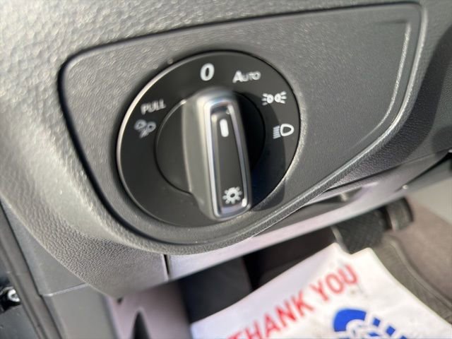 Certified 2023 Volkswagen Atlas SE w/ Black Wheel Package image 12