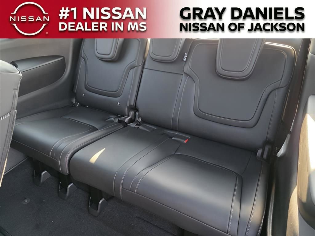 New 2025 Nissan Armada PRO-4X image 17