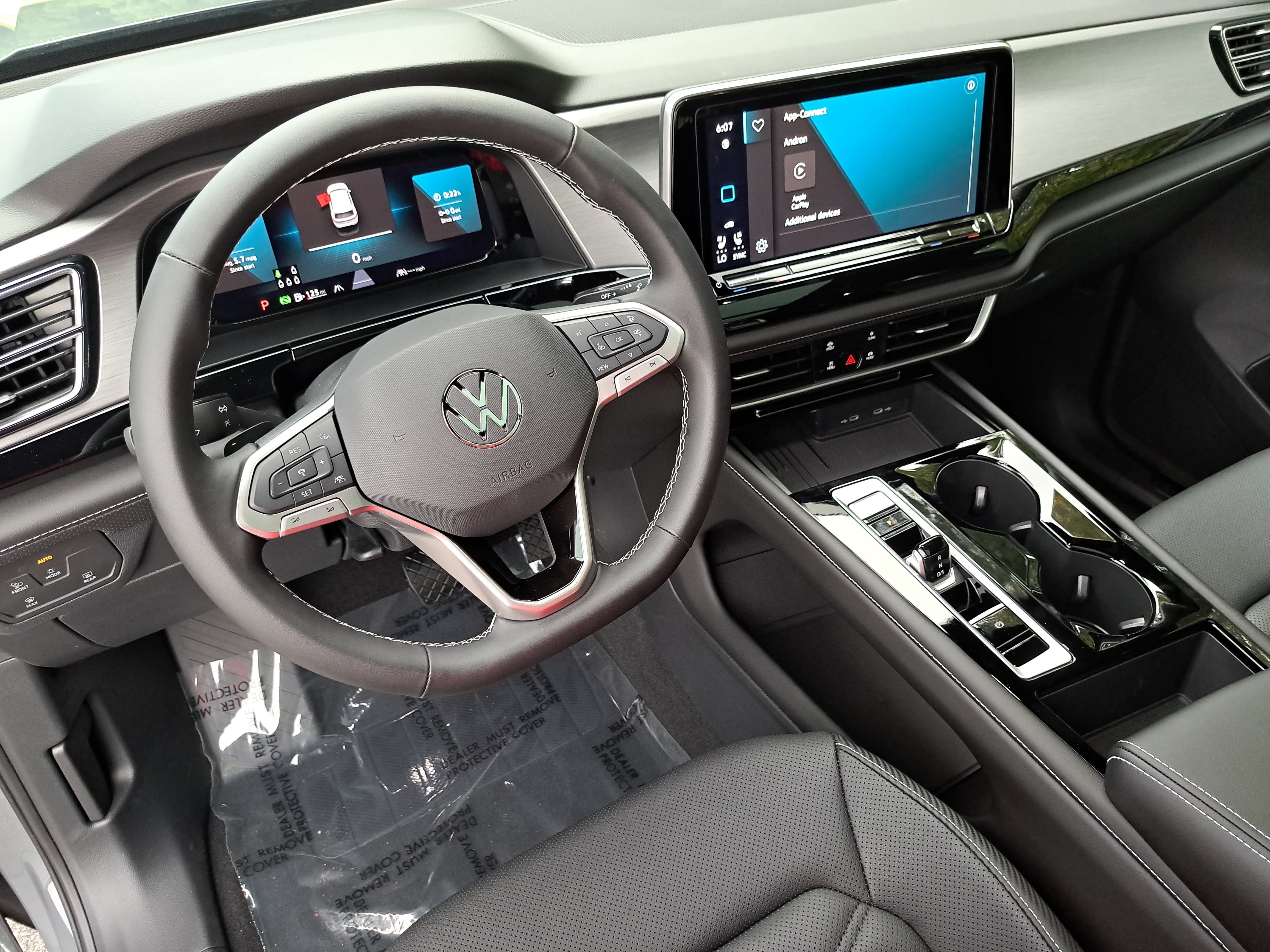New 2026 Volkswagen Atlas Cross Sport SE FWD image 16