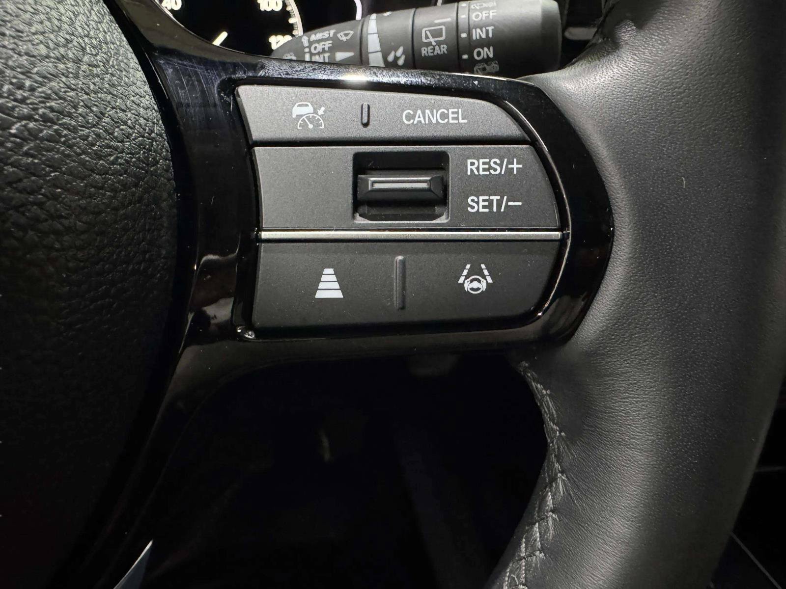 Used 2025 Honda Pilot EX-L image 34