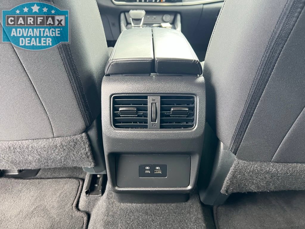 Used 2023 Nissan Rogue SV AWD/4WD image 20