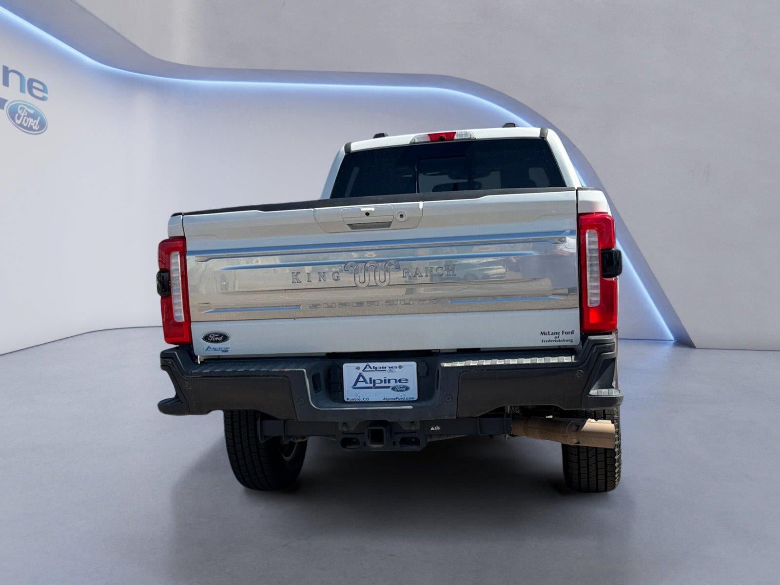 Certified 2024 Ford F350 King Ranch w/ FX4 Off-Road Package AWD/4WD image 4