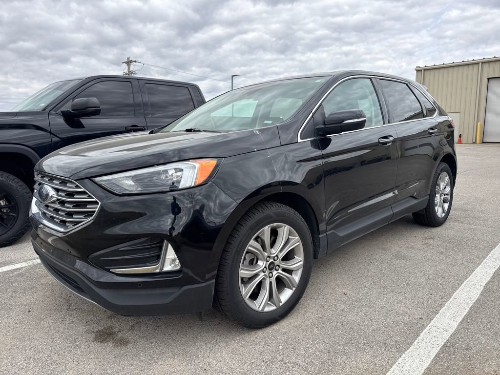 Used 2024 Ford Edge Titanium image 1