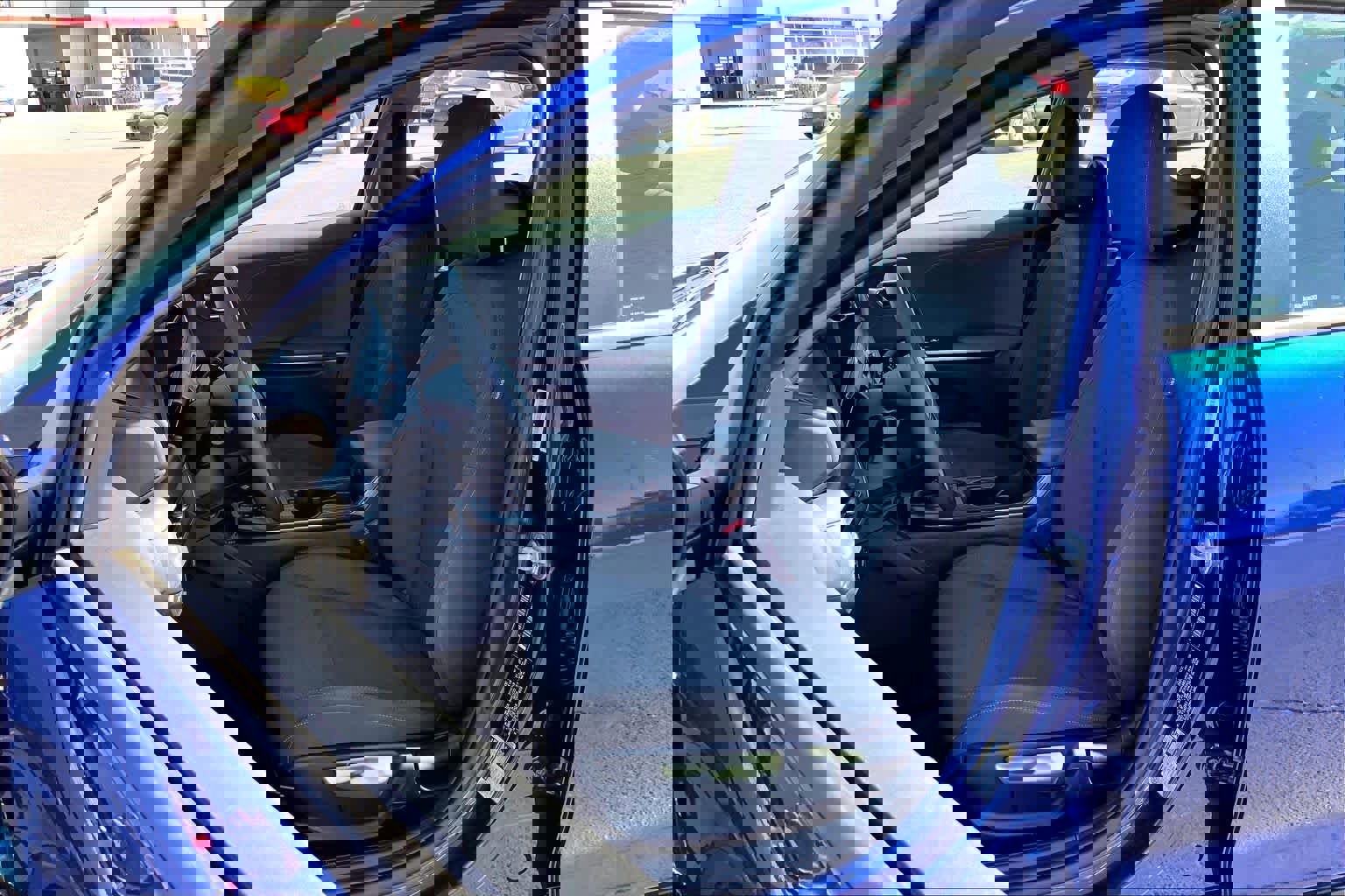 Used 2025 Kia K4 LXS image 8