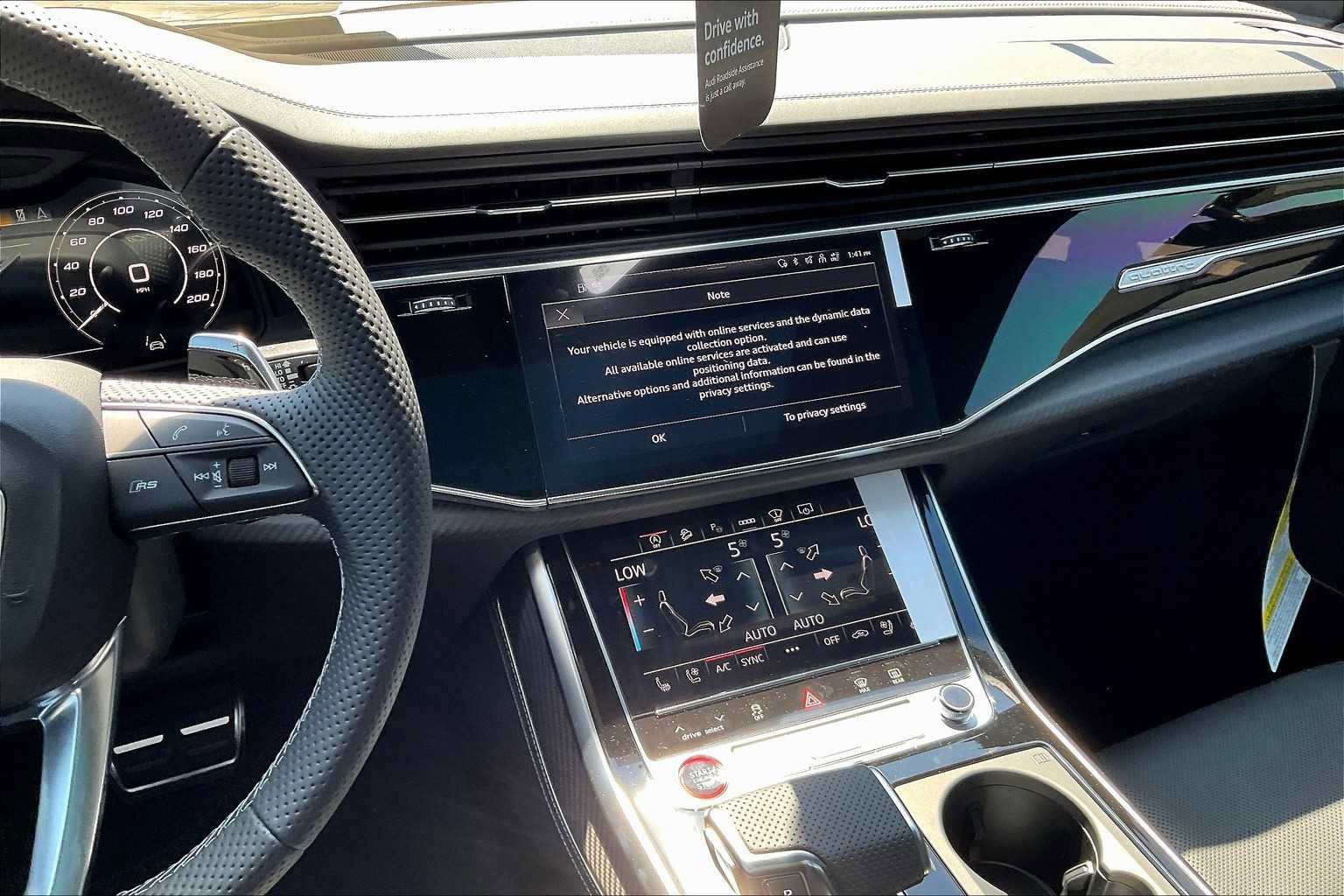 New 2025 Audi RS Q8 performance image 6