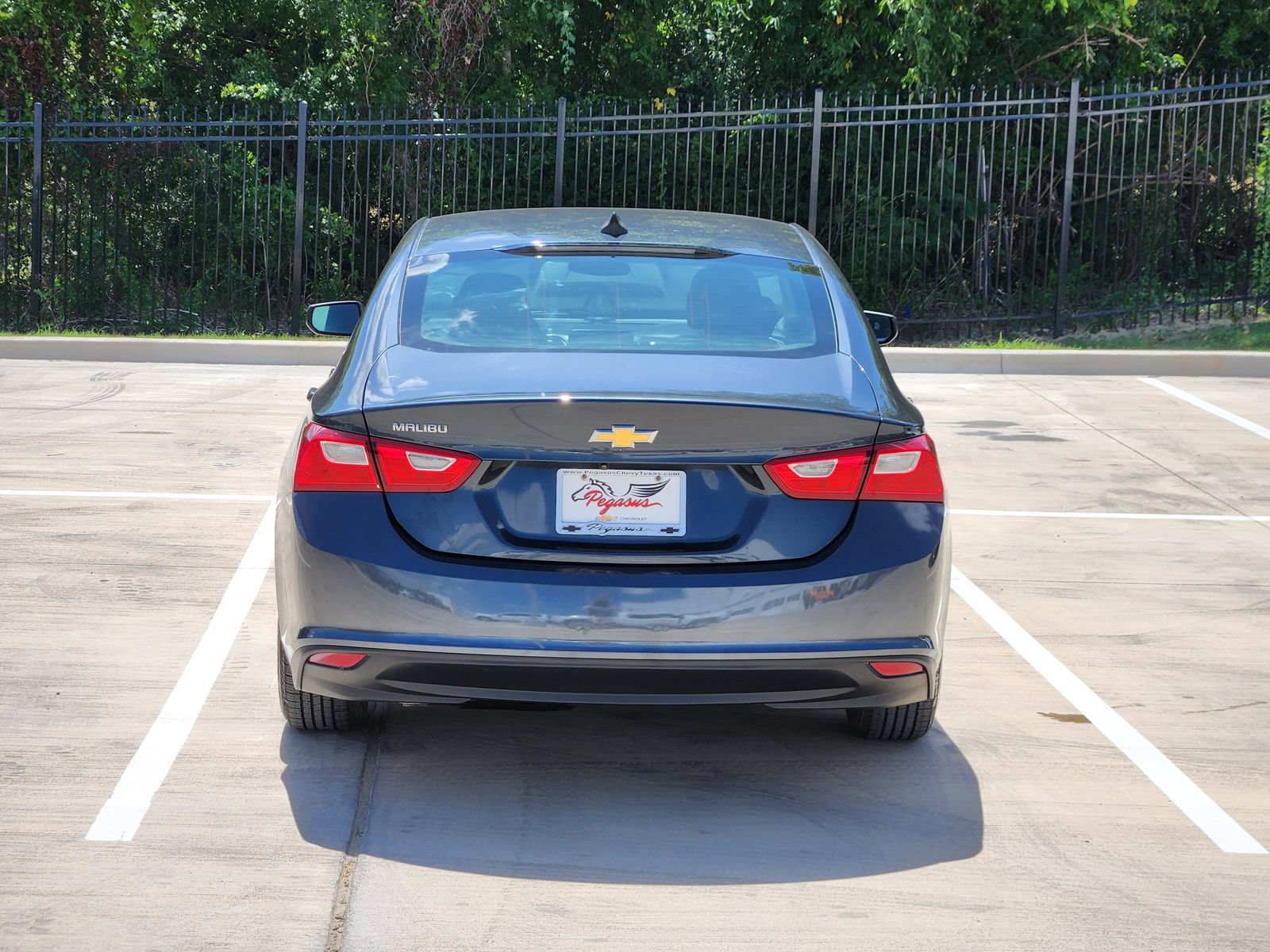 Used 2019 Chevrolet Malibu LS FWD image 8