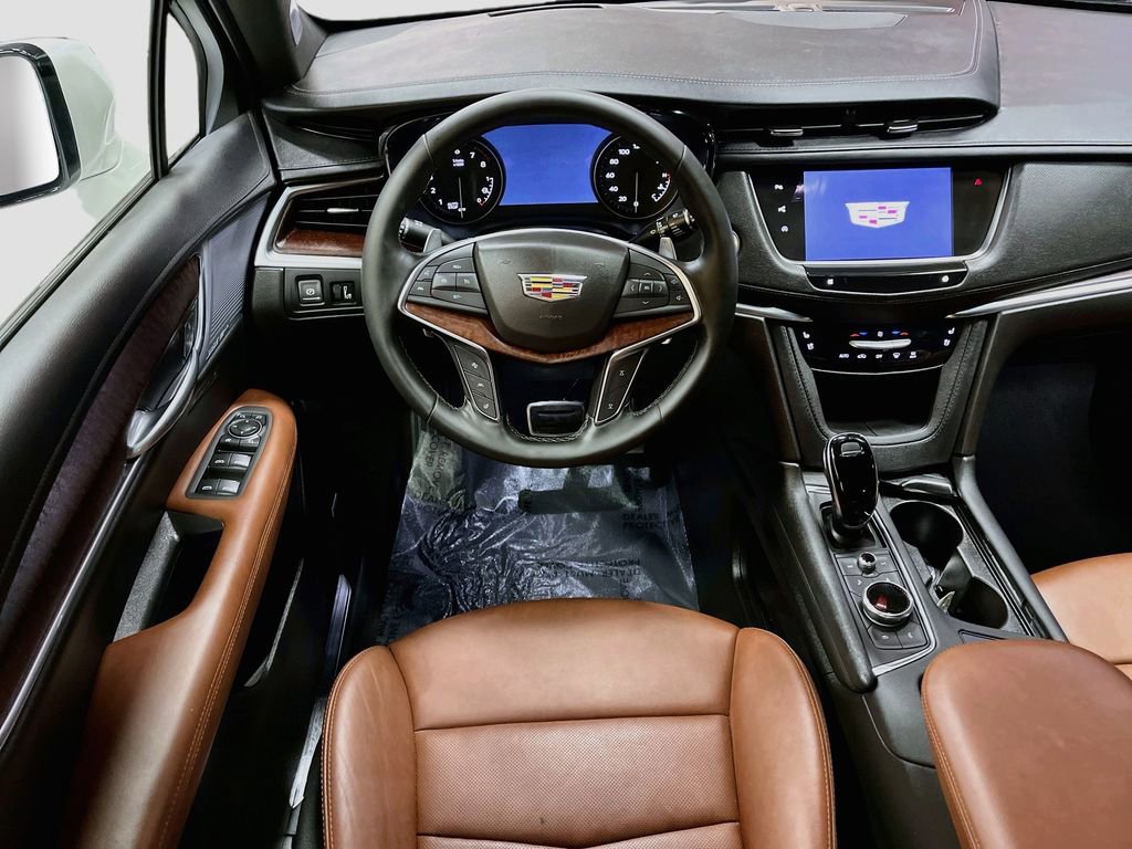 Used 2025 Cadillac XT5 Sportv w/ Technology Package AWD/4WD image 24