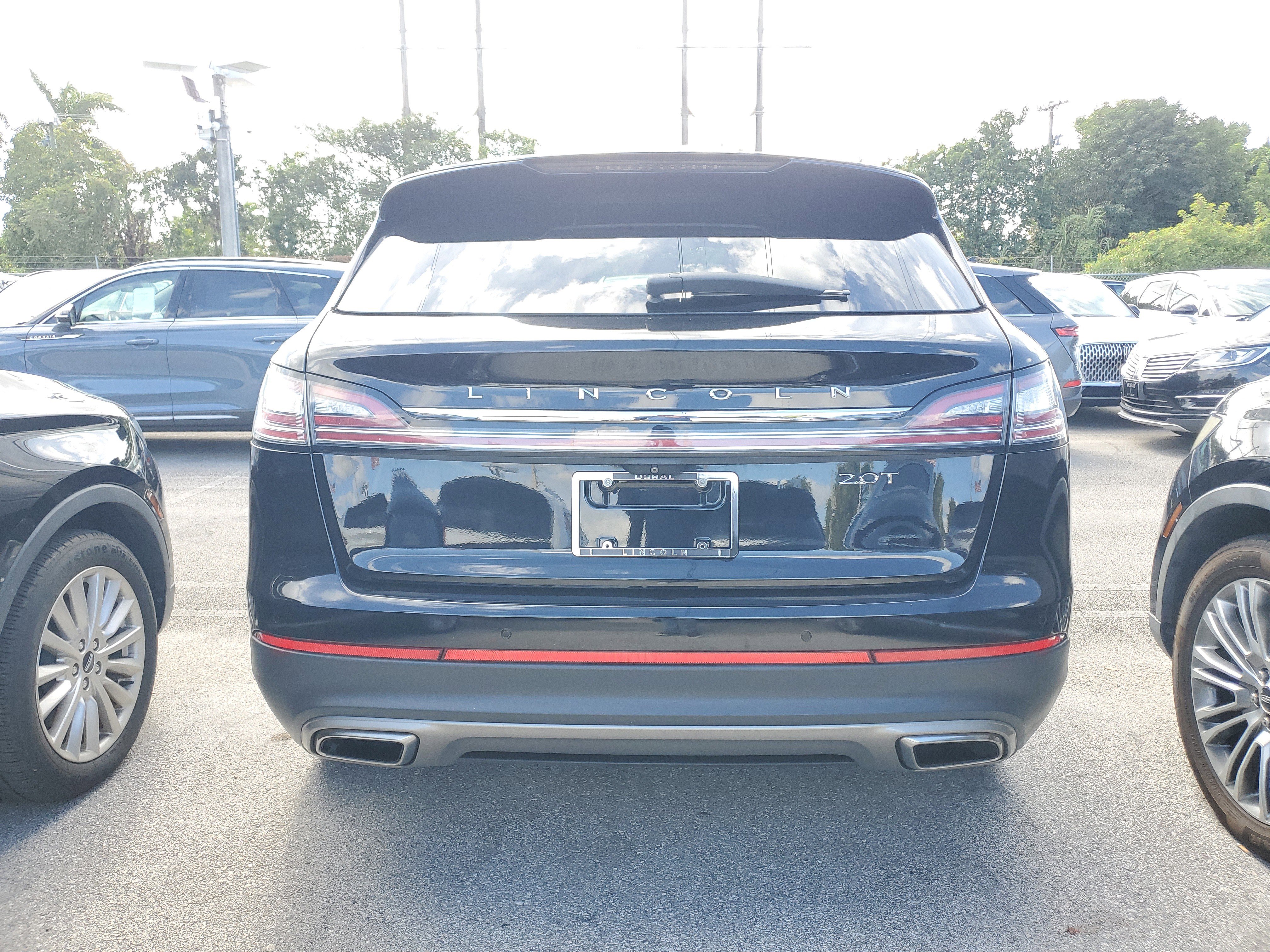 Certified 2020 Lincoln Nautilus FWD image 3