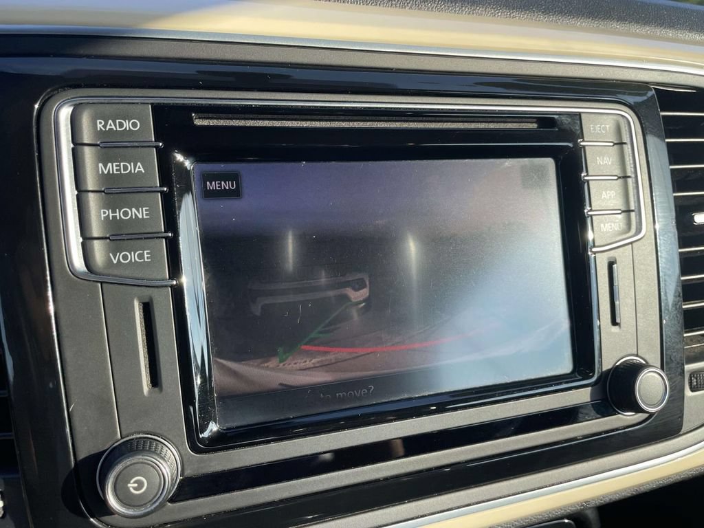 Used 2019 Volkswagen Beetle 2.0T Final Edition SEL FWD image 26