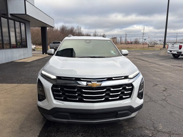Used 2025 Chevrolet Equinox LT w/ Convenience Package II image 6
