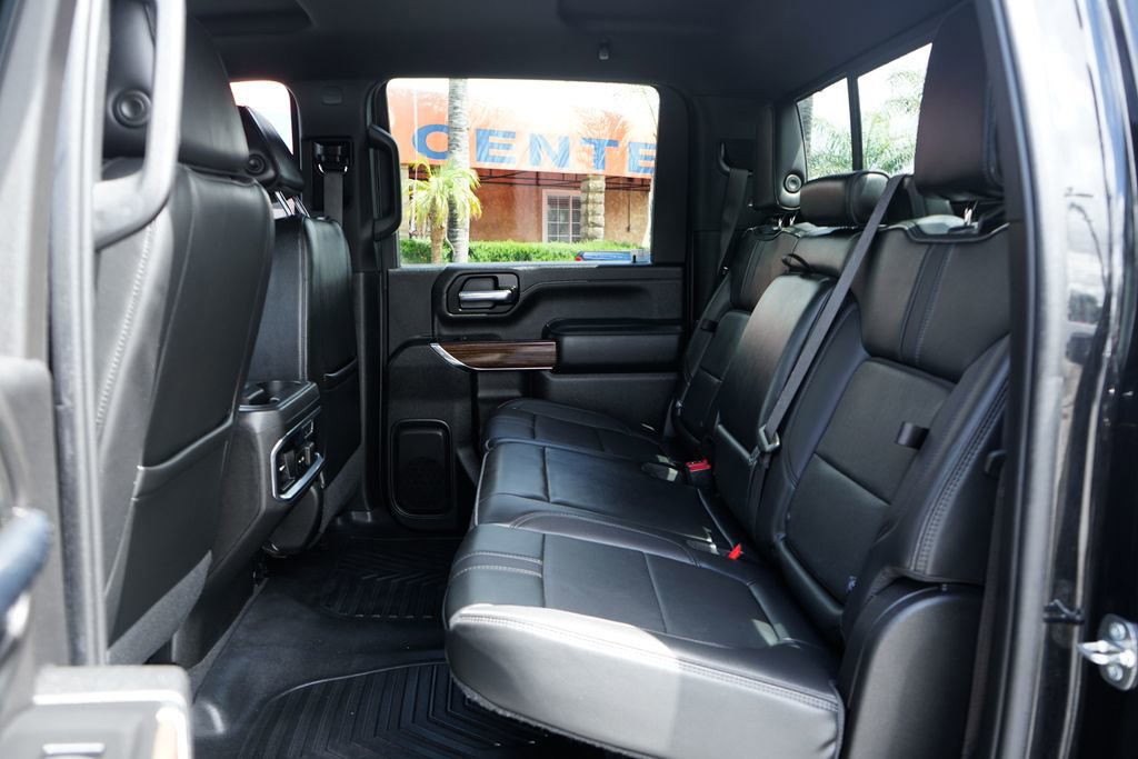 Used 2023 Chevrolet Silverado 2500 High Country AWD/4WD image 37