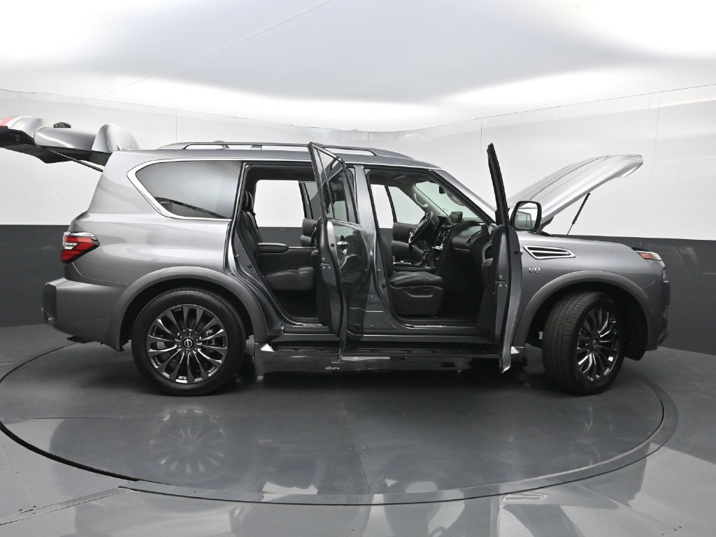 Used 2022 Nissan Armada Platinum w/ Captain's Chairs Package RWD image 38