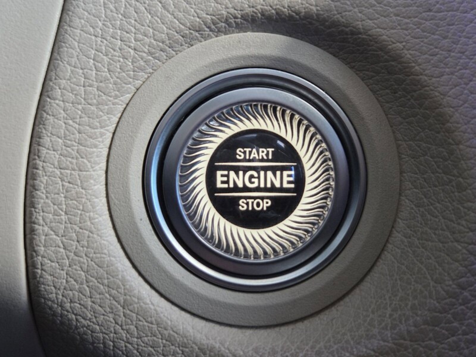 Certified 2022 Mercedes-Benz GLC 300 image 34