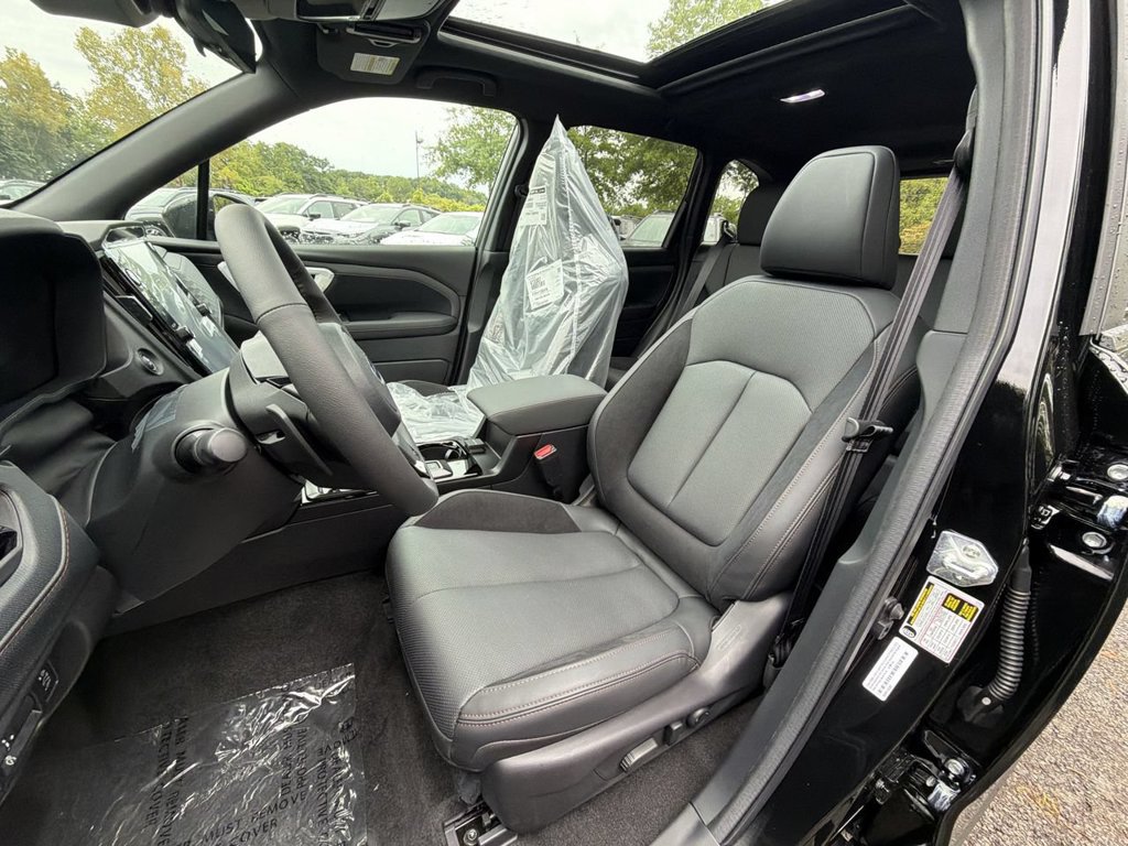 New 2026 Subaru Forester Touring AWD/4WD image 11